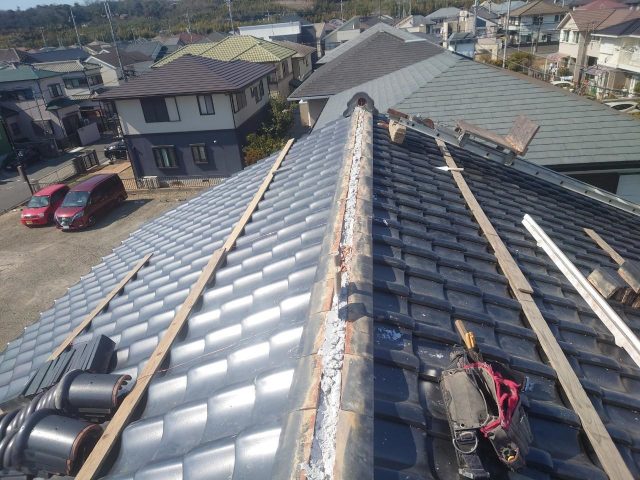 明石市で棟積み直しのための土台成型